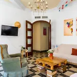 Vintage Flat Malaga